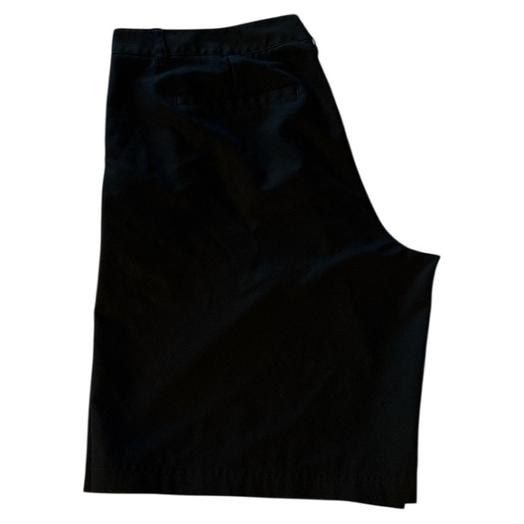 Fila Black Flat Front Athletic Shorts - Picture 2 of 6